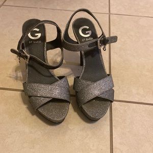 Guess- Glitter heel shoes /lightly worn